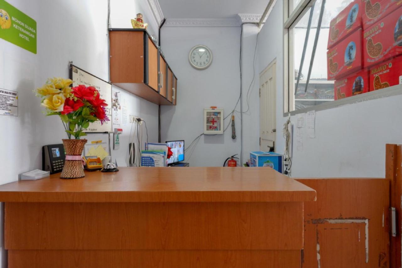 Reddoorz @ Hotel Bravo Pantai Kamali Bau Bau Baubau Εξωτερικό φωτογραφία